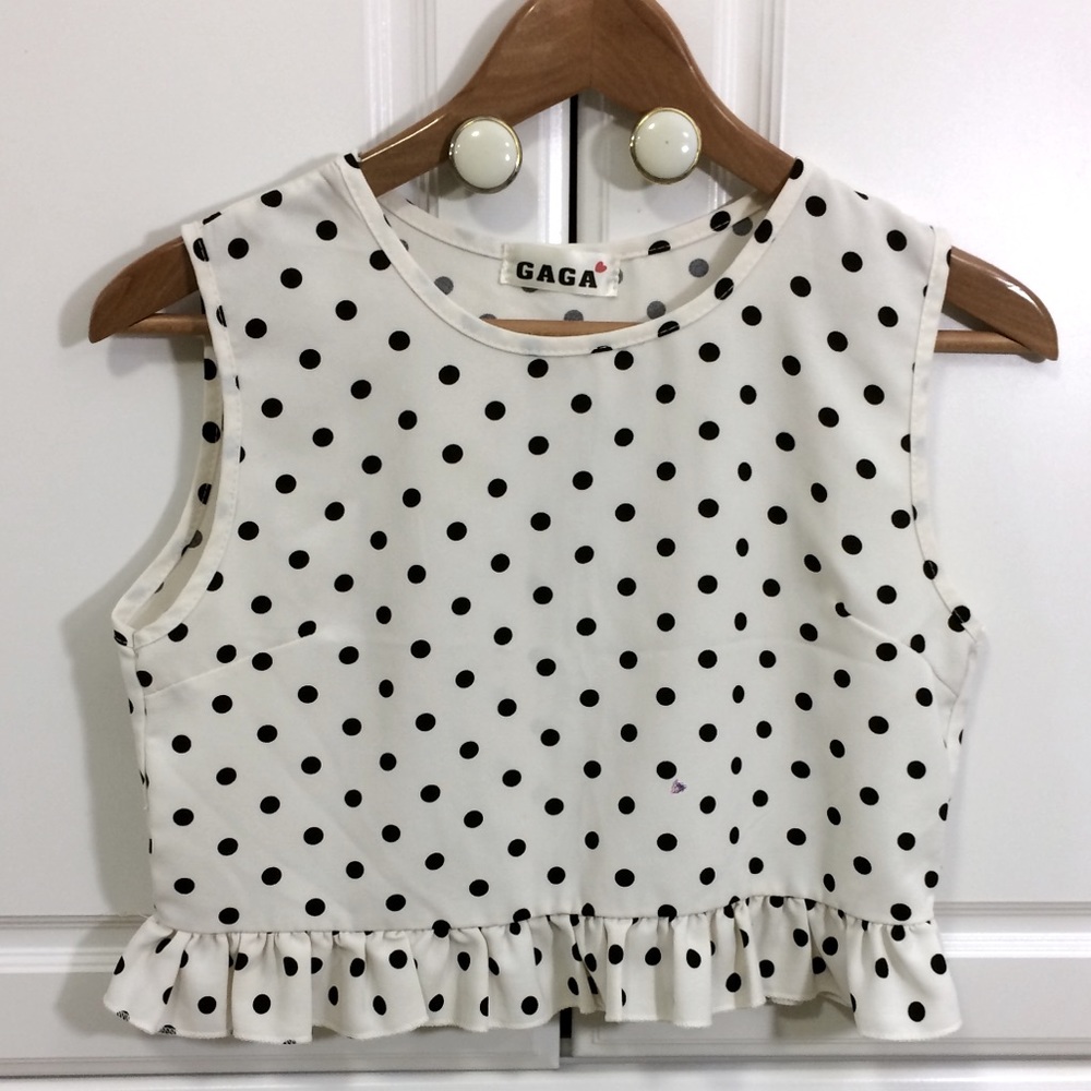 Black and white ruffle polka dot crop top
